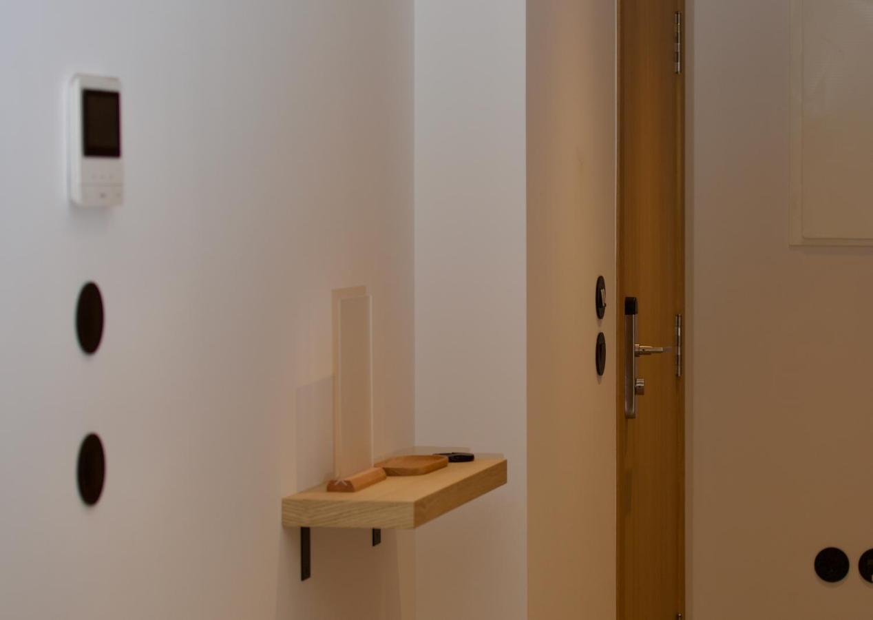 Suite 102 - 1 Bedroom Suite In Amando Perez Suites Ribadeo Exterior foto